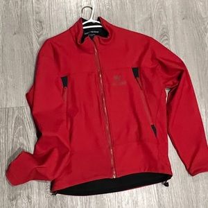Arc’teryx men’s large jacket- red